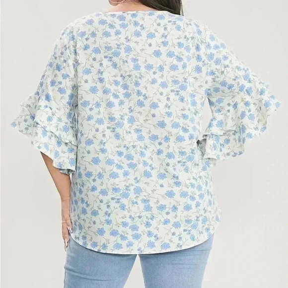 NWT!FLORAL Printed Knotted Front V Neck Ruffle Sleeve Top Size 12 or Large - Picture 3 of 6